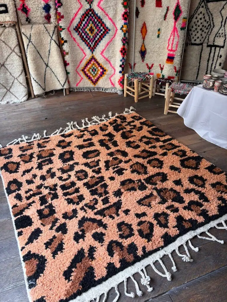 Tapis berbère motif léopard en laine naturelle - fait main Maroc
