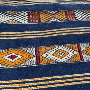 Kilim Berbère Bleu Nuit Motifs Solaires